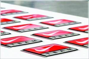 Adesivo vinil resinado uso externo PU Vinil 0,10 FORMATO DA FOLHA 30x40 4x0 Impressão Solvente alta performace resina pu para uso externo 